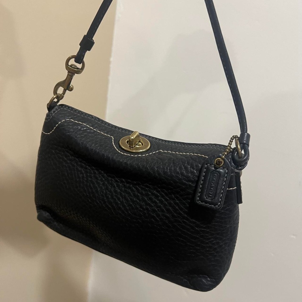 Y2K 2000s Coach Black Pebbled Leather Legacy Turn-Lock Mini Bag / Wristlet - Picture 2 of 6